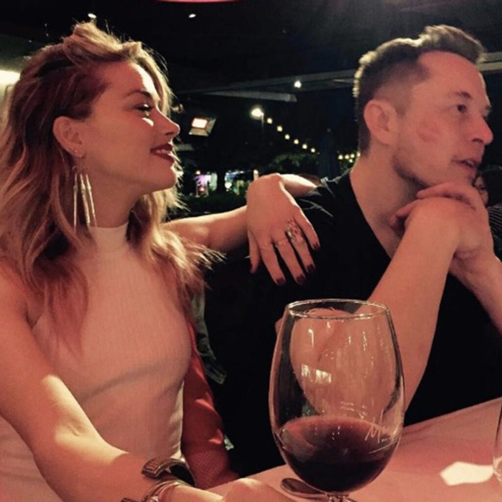 Amber Heard từng hẹn hò Elon Musk
