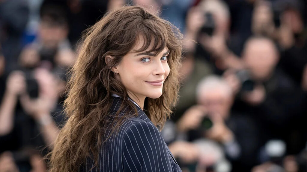 Cara Delevingne tự thú nghiện ngập