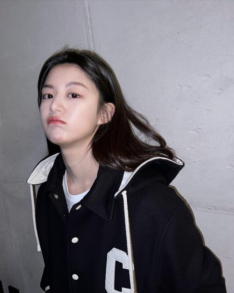 Go Youn Jung áo khoác bóng chày (Varsity Jacket)