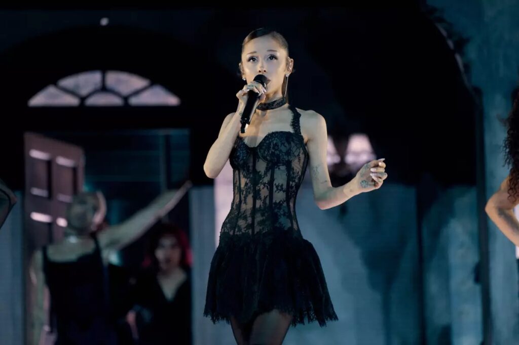 Tour lưu diễn Eternal Sunshine Ariana Grande