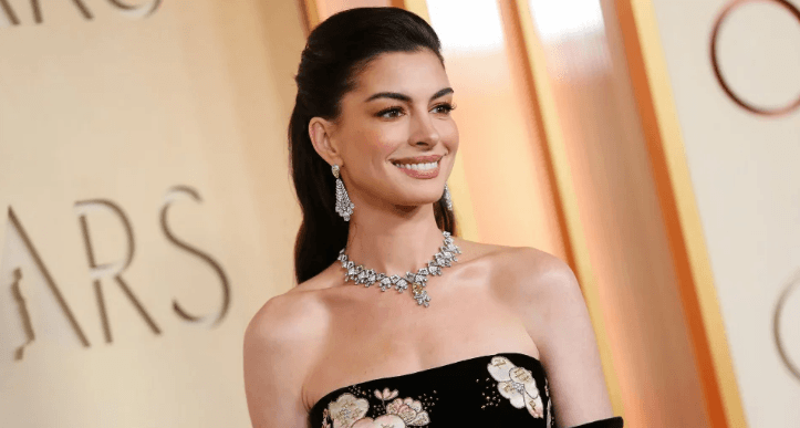 Diễn viên Anne Hathaway