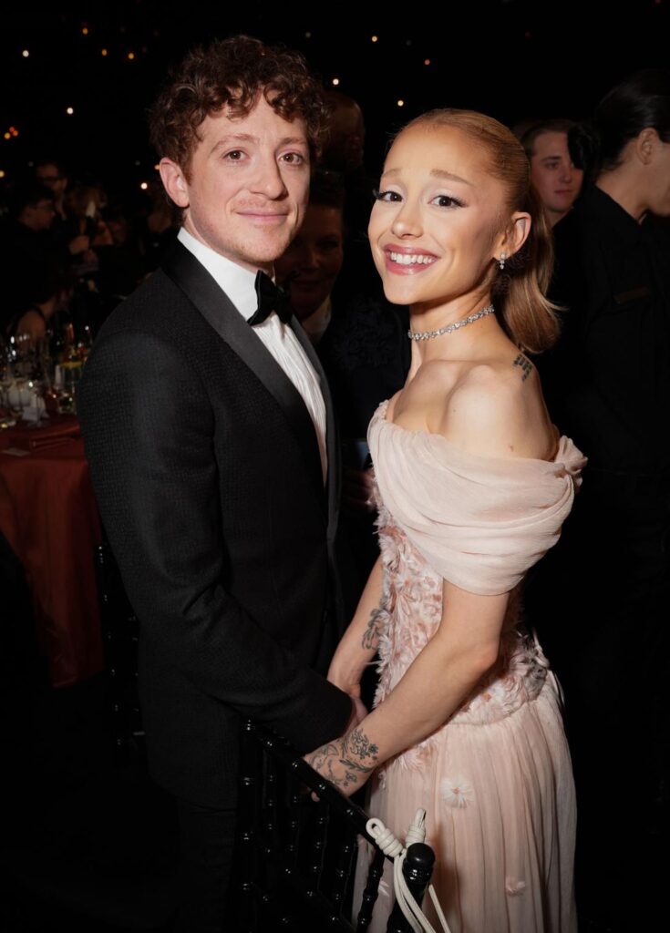 Mối quan hệ của Ariana Grande và Ethan Slater đã kết thúc sau 3 năm