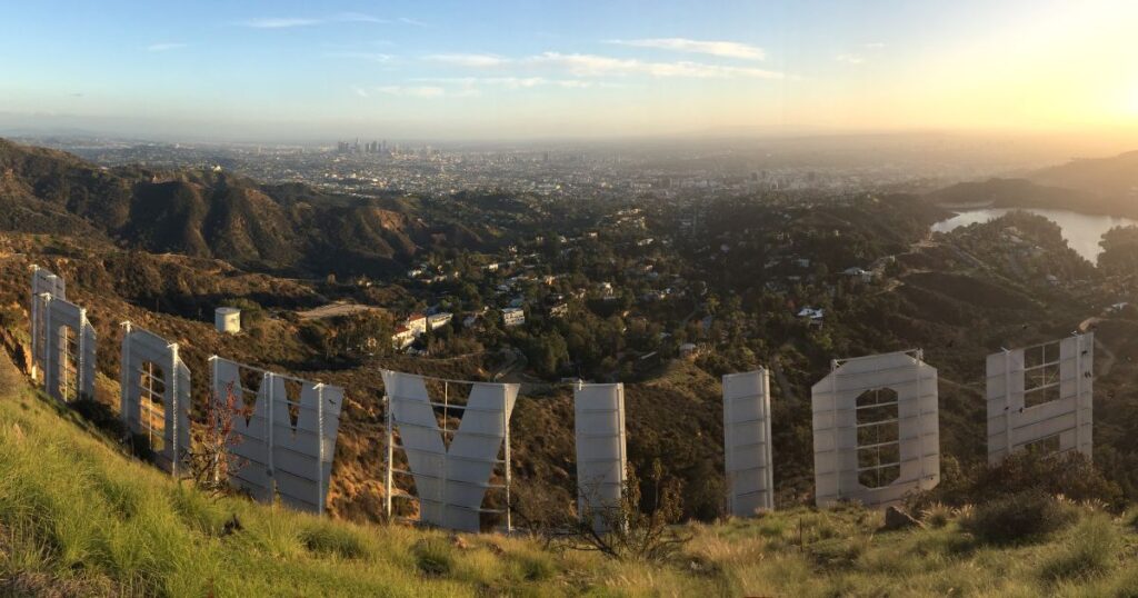 Hollywood là gì? Khám phá kinh đô điện ảnh thế giới từ A-Z 1 Khái niệm và vị trí địa lý của Hollywood