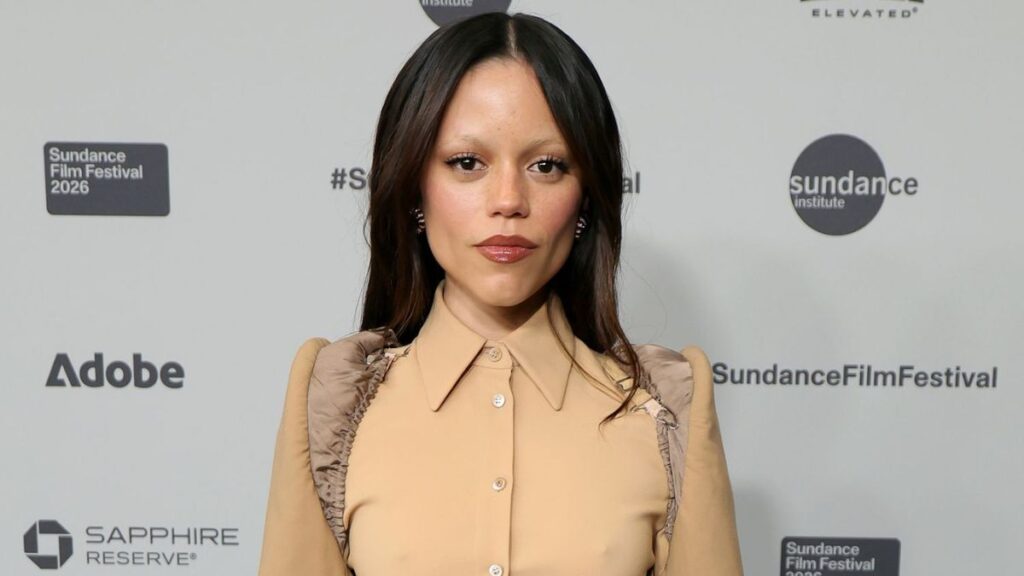 jenna ortega gay go gay tranh cai