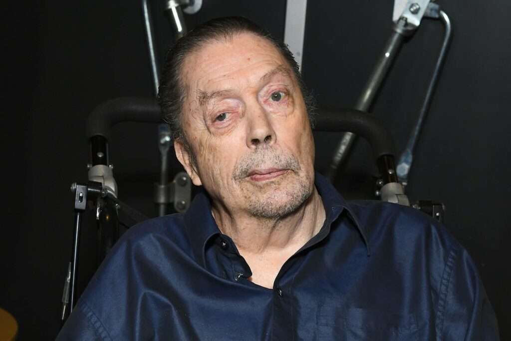 Tim Curry trút hơi thở cuối cùng tại nhà riêng ở khu Toluca Lake, Los Angeles