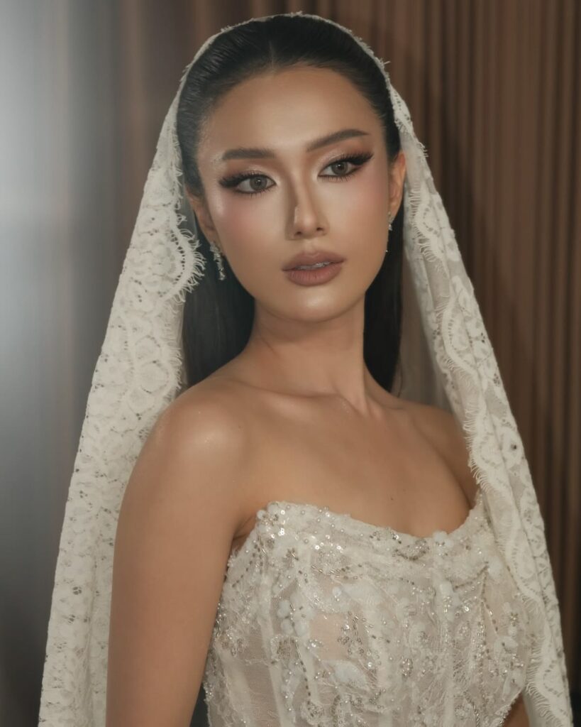 Makeup tone nâu Tây sang chảnh: Bí quyết chuẩn Hollywood 4 Makeup tone Tây nâu kiêu sa cho cô dâu