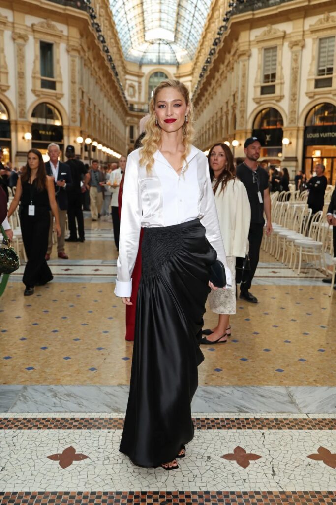 Trang phục thảm đỏ Vogue World 2026 Beatrice Borromeo