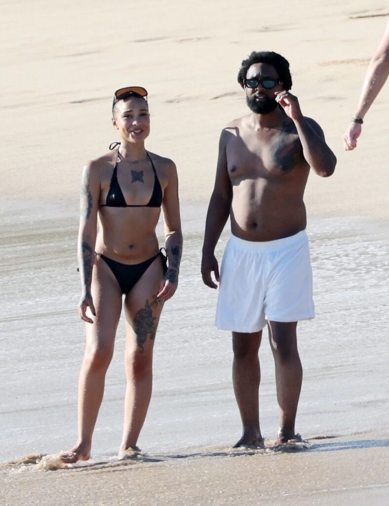 Ayanna Williams và Naamix