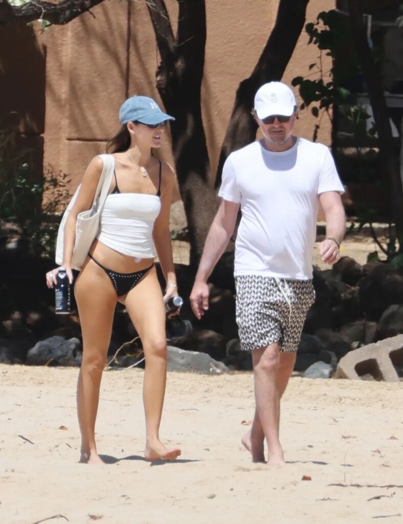 Leonardo DiCaprio và Vittoria Ceretti